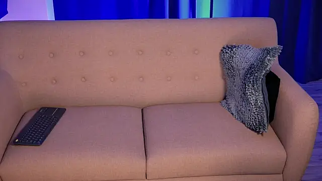 Snapshot of Liam_V chatting on 30, 9, 2025 Liam V online show from 30, 9, 2025