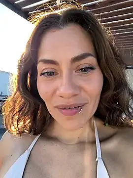 Snapshot of SamyJones9 chatting on 18, 4, 2026 SamyJones9 online show from 18, 4, 2026