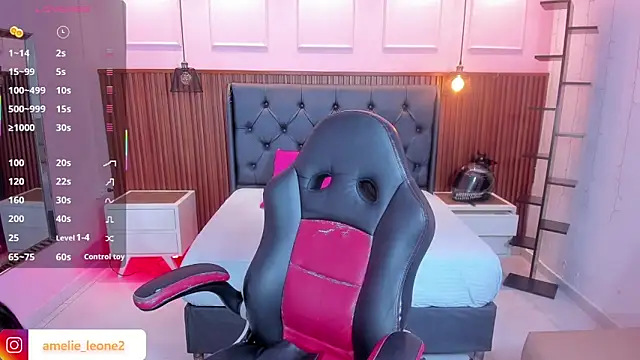 AMELIELEONE online show from 9, 10, 2025