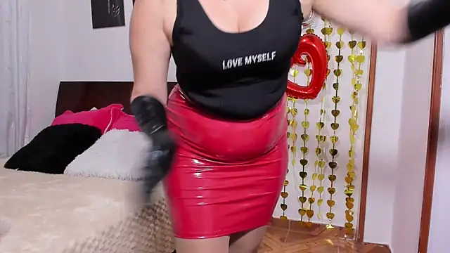 Snapshot of taylorhot70 chatting on 29, 4, 2026 taylorhot70 online show from 29, 4, 2026