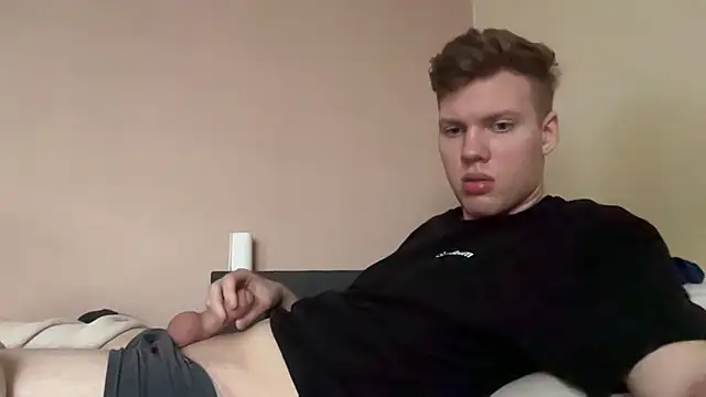 sexybooii6968 online show from 15, 2, 2026