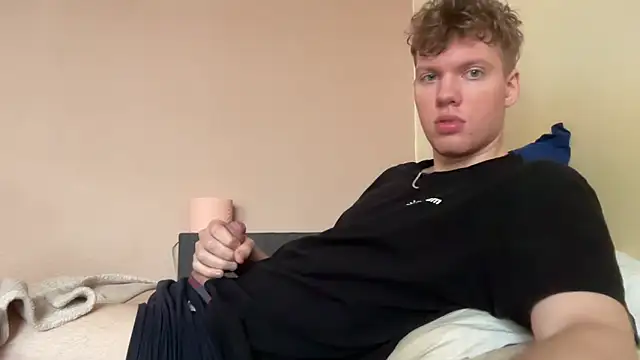 Snapshot of sexybooii6968 chatting on 26, 3, 2026 sexybooii6968 online show from 26, 3, 2026