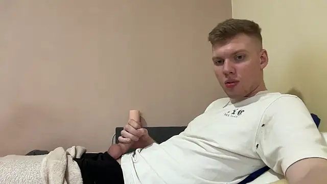 Snapshot of sexybooii6968 chatting on 31, 3, 2026 sexybooii6968 online show from 31, 3, 2026