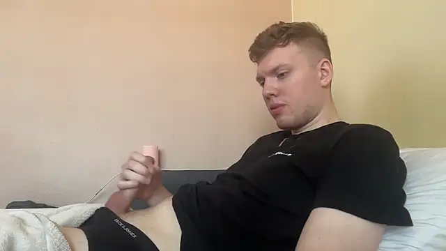 Snapshot of sexybooii6968 chatting on 7, 4, 2026 sexybooii6968 online show from 7, 4, 2026