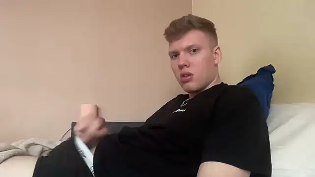 Snapshot of sexybooii6968 chatting on 10, 4, 2026 sexybooii6968 online show from 10, 4, 2026