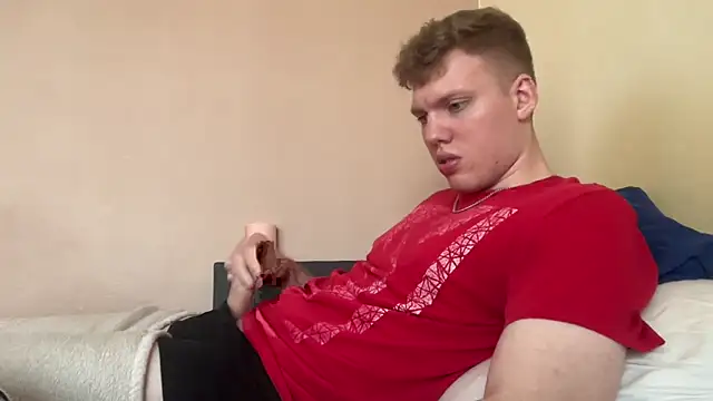 Snapshot of sexybooii6968 chatting on 17, 4, 2026 sexybooii6968 online show from 17, 4, 2026