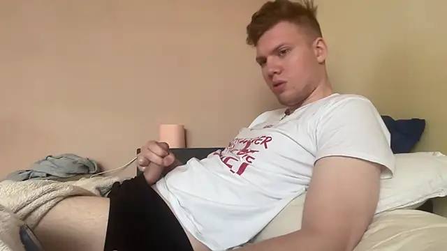 Snapshot of sexybooii6968 chatting on 6, 5, 2026 sexybooii6968 online show from 6, 5, 2026