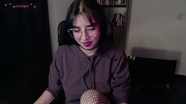 Snapshot of LemonsaD_ chatting on 7, 4, 2026 LemonsaD online show from 7, 4, 2026