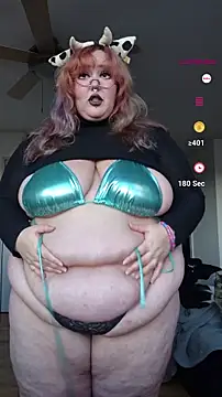 Snapshot of Cutegothcrybabyx chatting on 16, 1, 2026 Cutegothcrybabyx online show from 16, 1, 2026