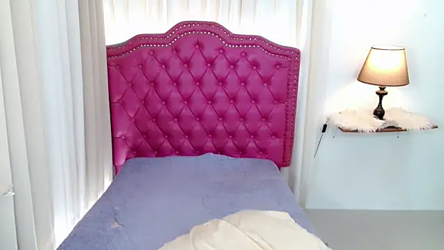 DreamLADYBOY online show from 12, 4, 2026