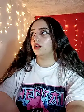 Snapshot of IvonneT chatting on 5, 12, 2024 IvonneT online show from 5, 12, 2024