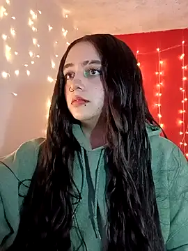 Snapshot of IvonneT chatting on 7, 2, 2025 IvonneT online show from 7, 2, 2025