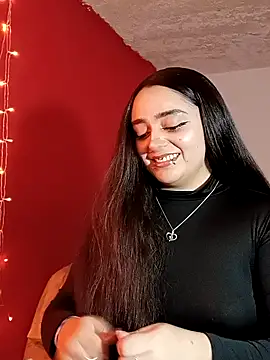 Snapshot of IvonneT chatting on 28, 9, 2025 IvonneT online show from 28, 9, 2025