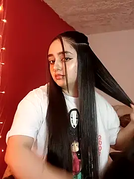 Snapshot of IvonneT chatting on 19, 10, 2025 IvonneT online show from 19, 10, 2025