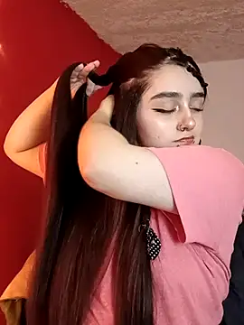 Snapshot of IvonneT chatting on 8, 11, 2025 IvonneT online show from 8, 11, 2025