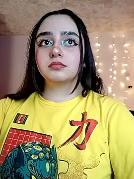 Snapshot of IvonneT chatting on 26, 11, 2025 IvonneT online show from 26, 11, 2025