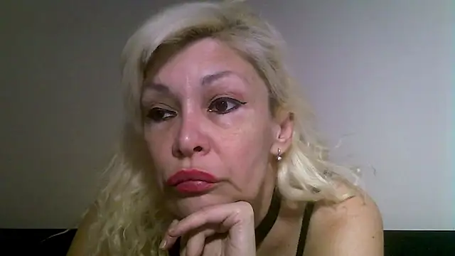 Snapshot of EvaaMina chatting on 23, 4, 2026 EvaaMina online show from 23, 4, 2026