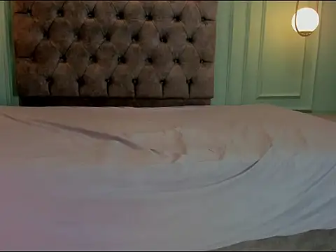 Snapshot of kathe_hot chatting on 13, 12, 2024 kathe hot online show from 13, 12, 2024