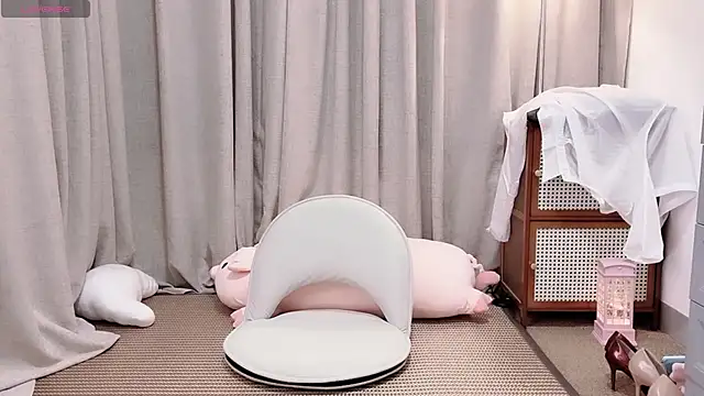 Snapshot of tiramesusu chatting on 9, 11, 2025 tiramesusu online show from 9, 11, 2025