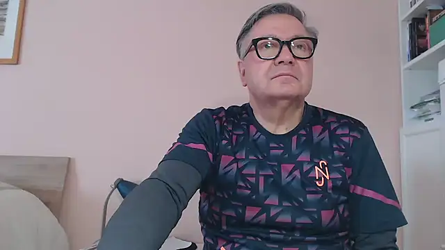 YOU6me online show from 5, 3, 2026