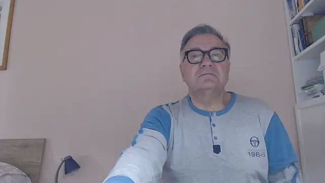 Snapshot of YOU6me chatting on 14, 6, 2026 YOU6me online show from 14, 6, 2026
