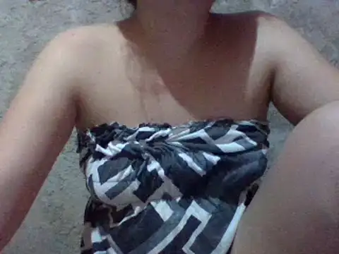 Beatrice143 online show from 3, 3, 2025