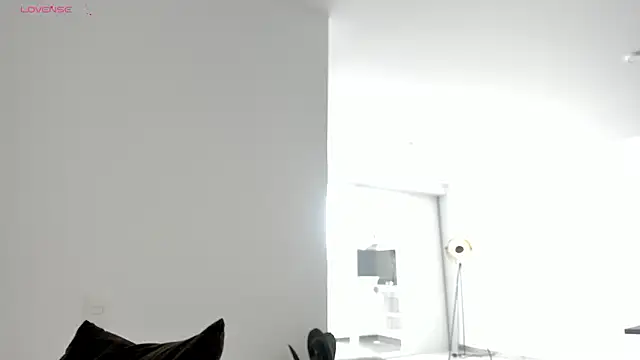 Snapshot of sweetest_bella chatting on 20, 3, 2026 sweetest bella online show from 20, 3, 2026