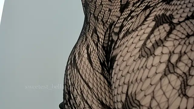 Snapshot of sweetest_bella chatting on 14, 4, 2026 sweetest bella online show from 14, 4, 2026