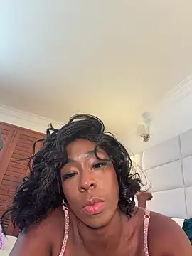 Snapshot of lissetlong69 chatting on 28, 4, 2026 lissetlong69 online show from 28, 4, 2026