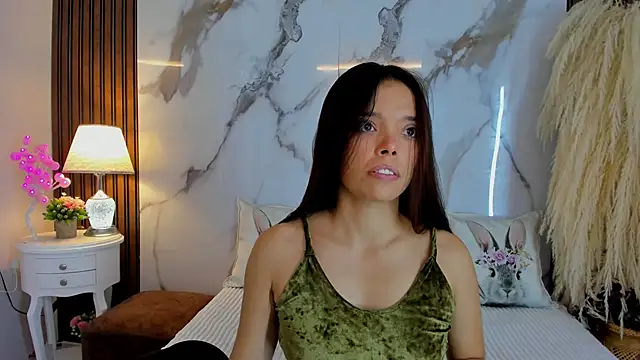 Snapshot of hannahill69 chatting on 21, 2, 2025 hannahill69 online show from 21, 2, 2025