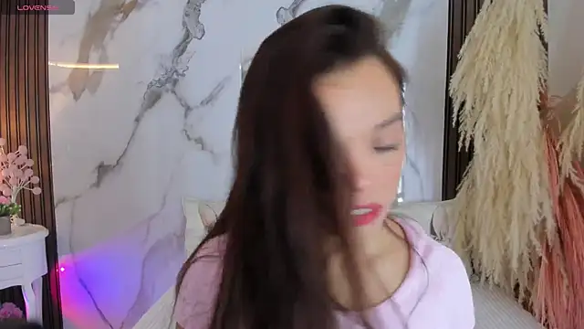 Snapshot of hannahill69 chatting on 25, 9, 2025 hannahill69 online show from 25, 9, 2025