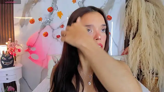 Snapshot of hannahill69 chatting on 22, 10, 2025 hannahill69 online show from 22, 10, 2025