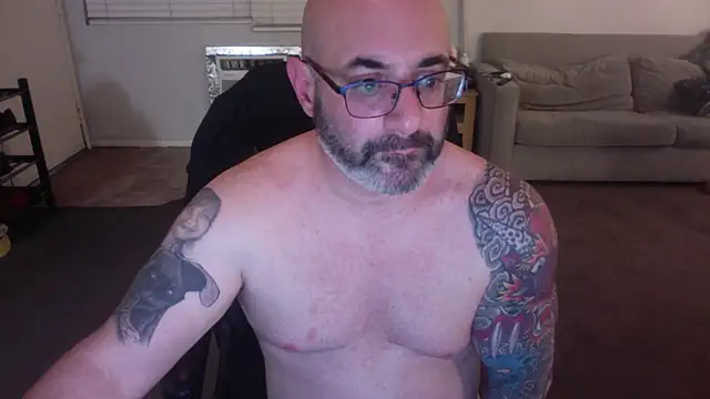 Snapshot of palidin1 chatting on 13, 1, 2026 palidin1 online show from 13, 1, 2026