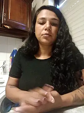 Snapshot of Monick17 chatting on 12, 10, 2025 Monick17 online show from 12, 10, 2025