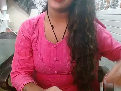 Snapshot of LovingPihu chatting on 29, 10, 2025 LovingPihu online show from 29, 10, 2025