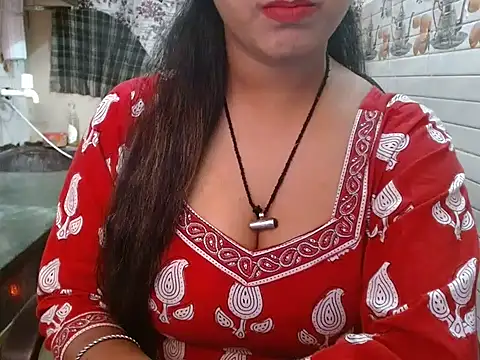 Snapshot of LovingPihu chatting on 18, 11, 2025 LovingPihu online show from 18, 11, 2025