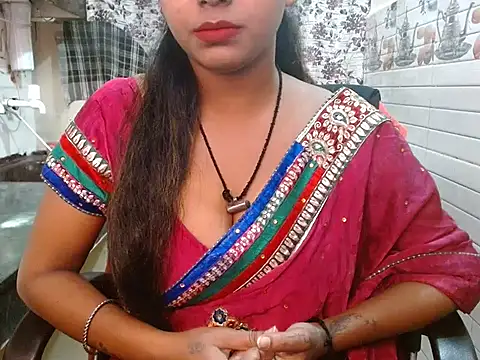 Snapshot of LovingPihu chatting on 21, 11, 2025 LovingPihu online show from 21, 11, 2025