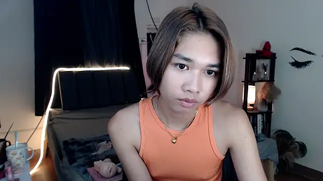 Snapshot of SweetCumFrancine chatting on 22, 4, 2026 SweetCumFrancine online show from 22, 4, 2026