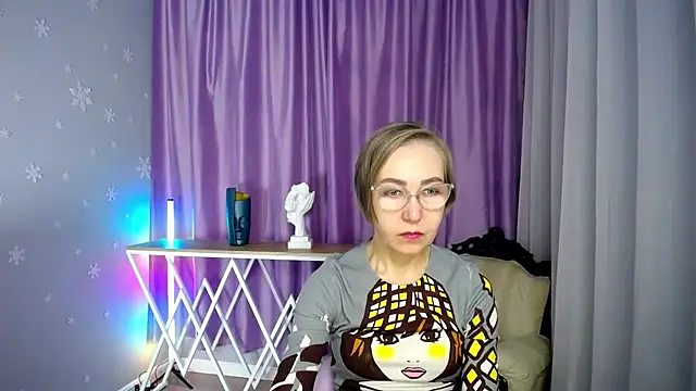 Snapshot of queen_a_n_i chatting on 27, 10, 2025 queen a n i online show from 27, 10, 2025