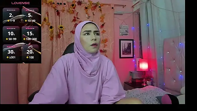 Snapshot of DarshaKhemu chatting on 6, 2, 2025 DarshaKhemu online show from 6, 2, 2025