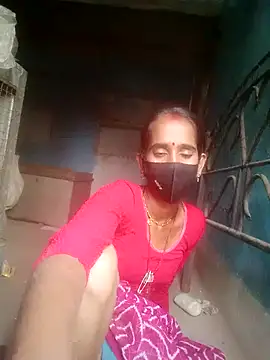 Snapshot of Mohni_Das chatting on 2, 4, 2026 Mohni Das online show from 2, 4, 2026