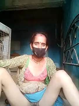 Snapshot of Mohni_Das chatting on 8, 4, 2026 Mohni Das online show from 8, 4, 2026