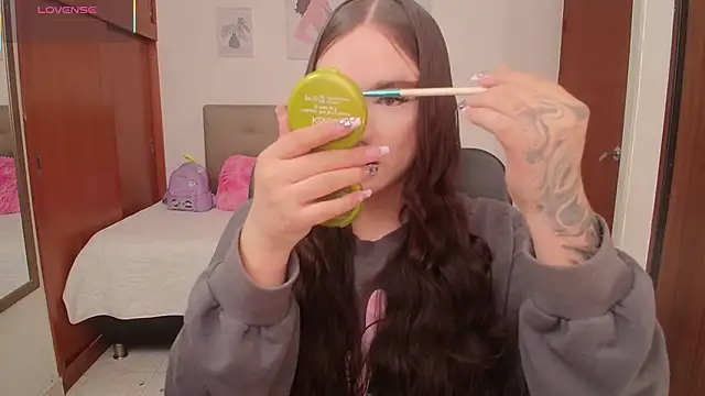 Miley Baker online show from 7, 2, 2026