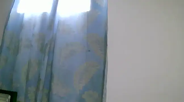 Snapshot of h0ney_lips chatting on 30, 12, 2024 h0ney lips online show from 30, 12, 2024