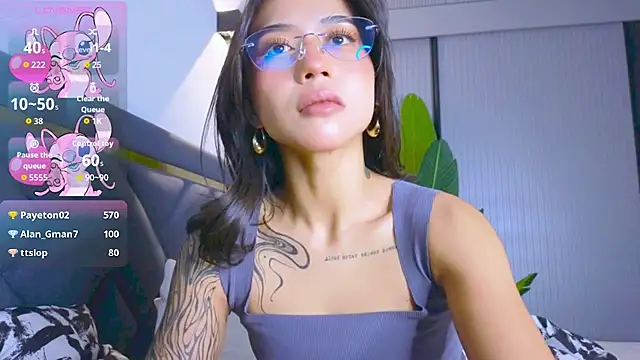 Mia Tin online show from 19, 11, 2025