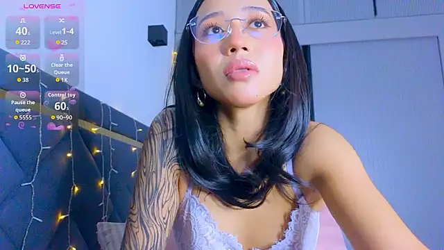 Mia Tin online show from 7, 1, 2026