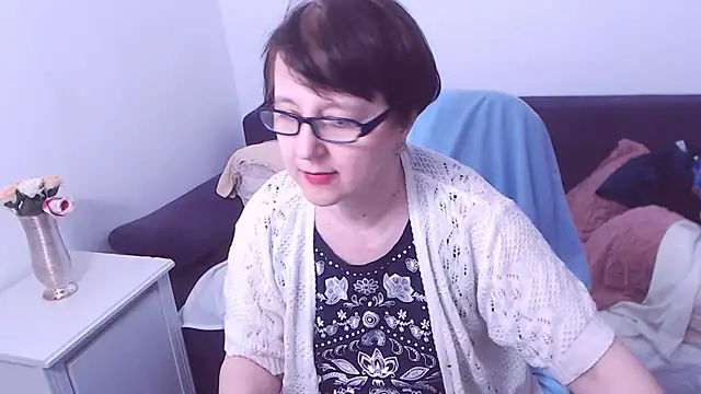 Snapshot of ChristaRose chatting on 3, 2, 2025 ChristaRose online show from 3, 2, 2025