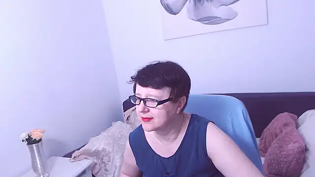 Snapshot of ChristaRose chatting on 12, 9, 2025 ChristaRose online show from 12, 9, 2025