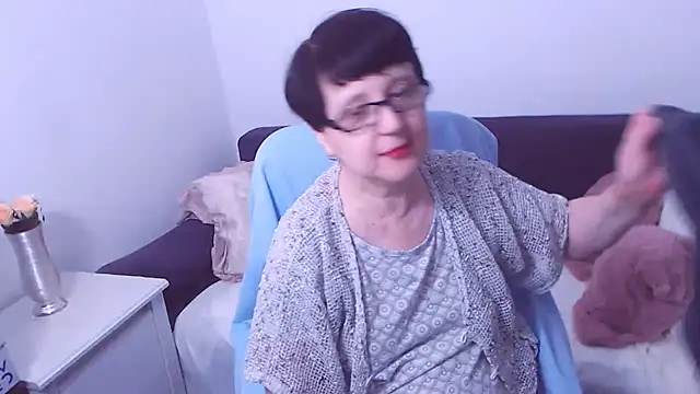 Snapshot of ChristaRose chatting on 6, 10, 2025 ChristaRose online show from 6, 10, 2025