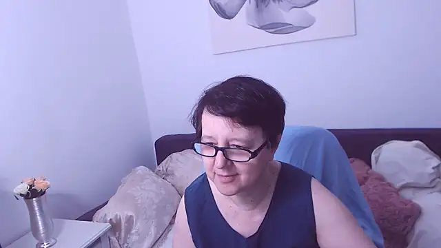 Snapshot of ChristaRose chatting on 22, 10, 2025 ChristaRose online show from 22, 10, 2025